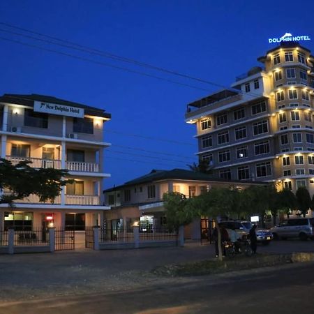 Dolphin Hotel Танга Екстериор снимка