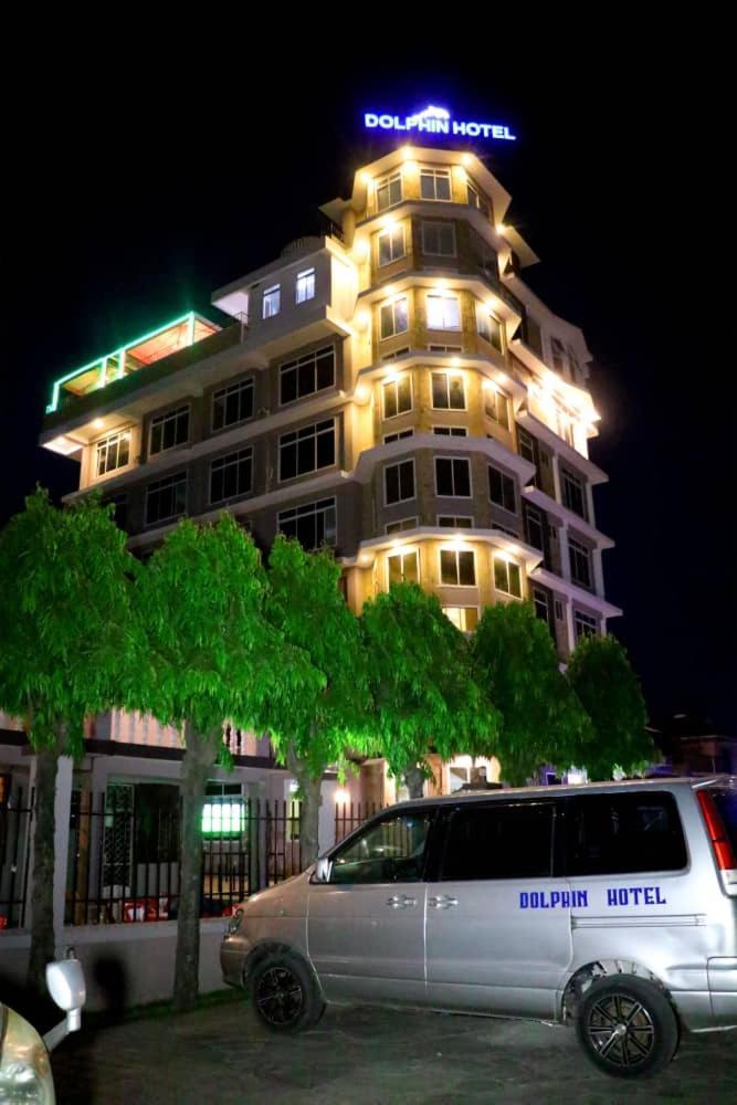 Dolphin Hotel Танга Екстериор снимка