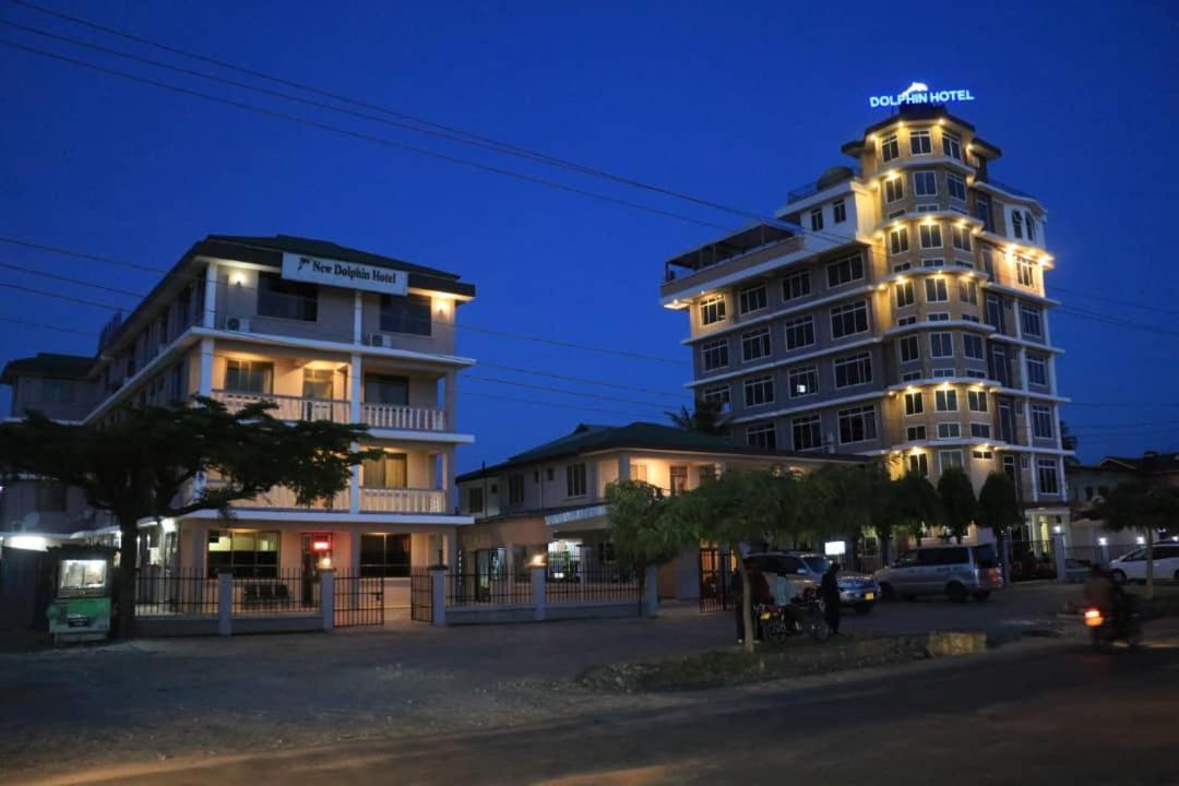 Dolphin Hotel Танга Екстериор снимка